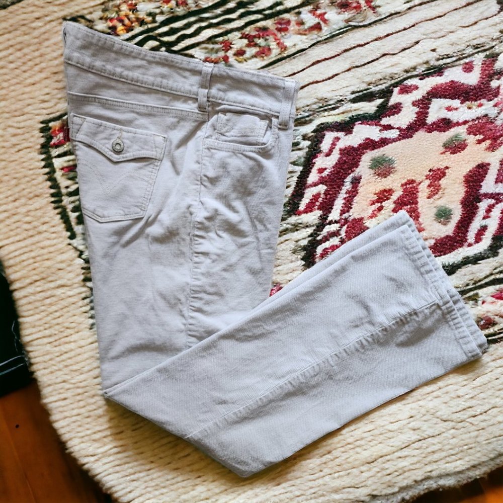 Levi's 526 Slender Boot Corduroy Size 10 - image 1
